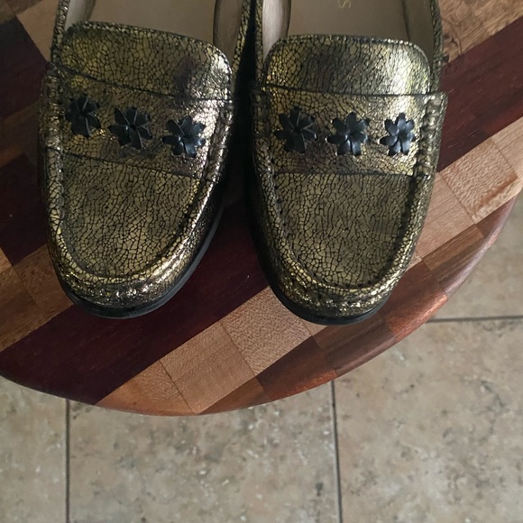 Jack Rogers Remy Loafers Metallic Gold Sparkle Slip-On Flats Preppy Academia 8B - Picture 4 of 16